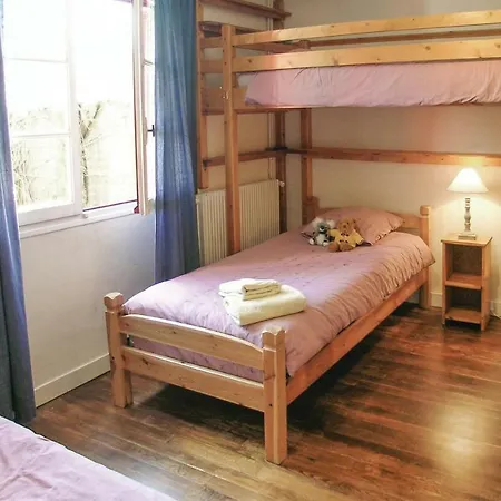 بيت للعطل Holiday In St Martin Des Combes Saint-Georges-de-Monclard